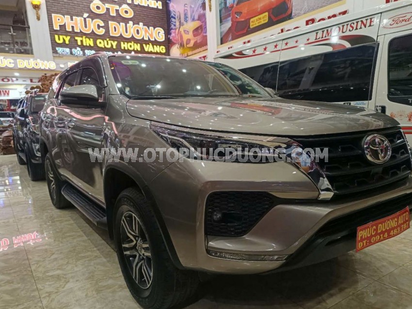 Toyota Fortuner 2.4L 4x2 AT 2022