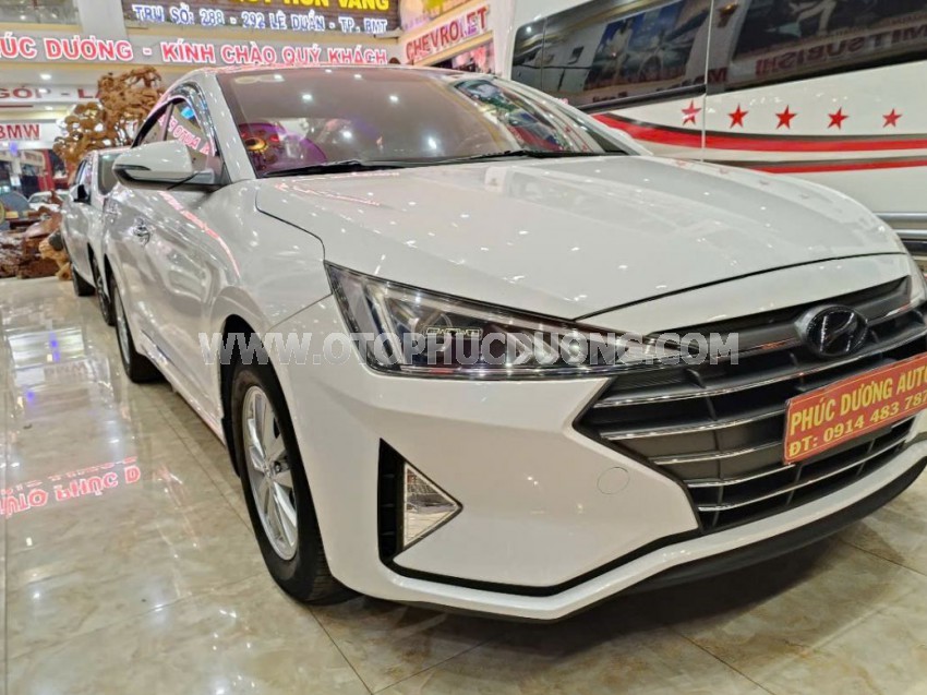 Hyundai Elantra 1.6 MT 2021