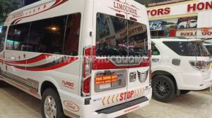 Xe Ford Transit Limousine 2018