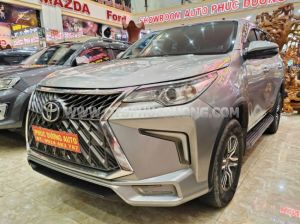 Xe Toyota Fortuner 2.4G 4x2 MT 2018