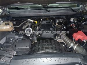 Xe Ford Everest Titanium 2.0L 4x2 AT 2018