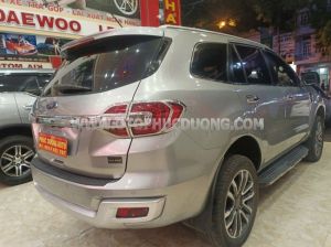 Xe Ford Everest Titanium 2.0L 4x2 AT 2018