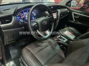 Xe Toyota Fortuner 2.4G 4x2 AT 2019