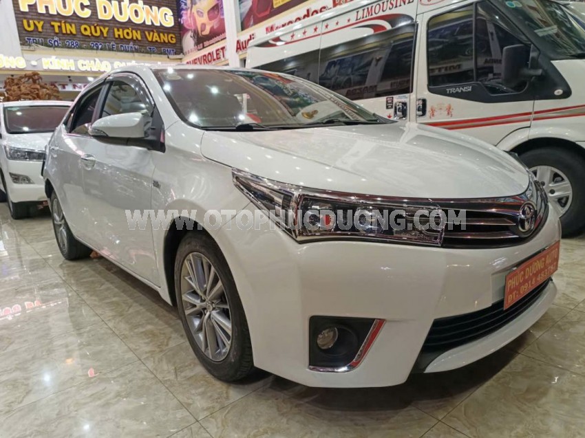 Toyota Corolla altis 1.8G MT 2015
