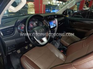 Xe Toyota Fortuner 2.4G 4x2 MT 2017