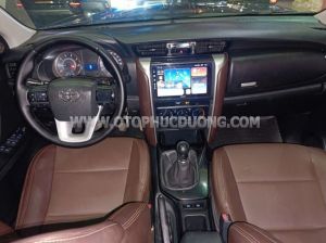 Xe Toyota Fortuner 2.4G 4x2 MT 2017