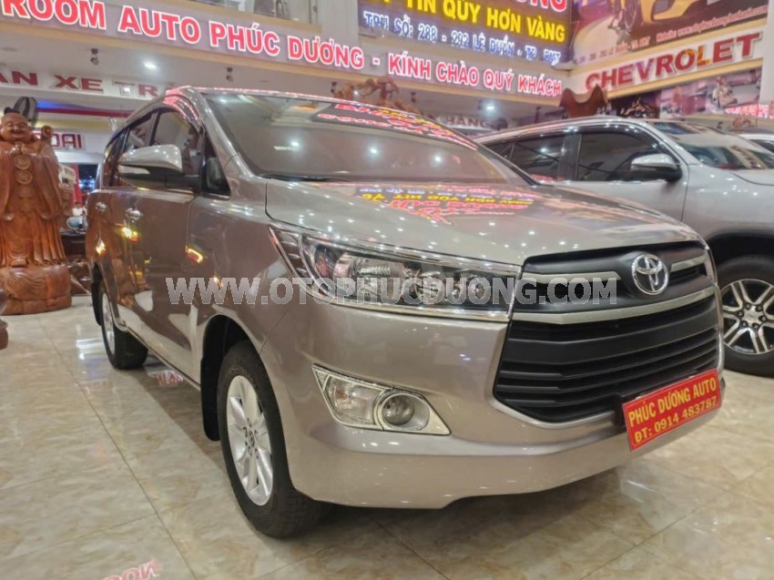 Toyota Innova 2.0E 2019