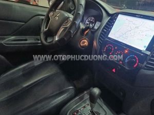 Xe Mitsubishi Triton 4x2 AT Mivec 2020