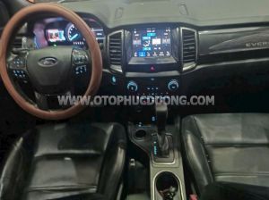 Xe Ford Everest Titanium 2.0L 4x2 AT 2018