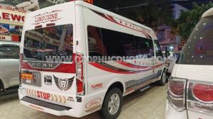 Xe Ford Transit Limousine 2018