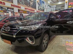 Xe Toyota Fortuner 2.4G 4x2 AT 2019