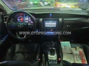 Xe Toyota Fortuner 2.4L 4x2 AT 2022