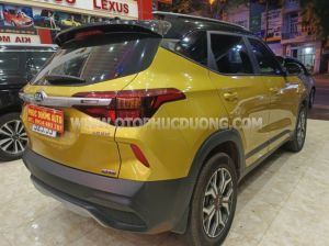 Xe Kia Seltos Deluxe 1.4 AT 2021