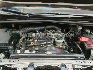 Xe Toyota Innova 2.0E 2019