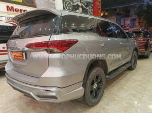 Xe Toyota Fortuner 2.7V 4x2 AT 2017