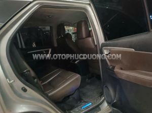 Xe Toyota Fortuner 2.7V 4x2 AT 2017