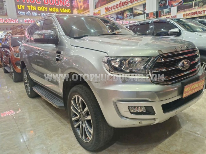 Ford Everest Titanium 2.0L 4x2 AT 2018