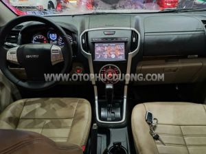 Xe Isuzu MU-X 3.0 4X2 AT 2018