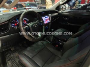 Xe Toyota Fortuner 2.4L 4x2 MT 2022