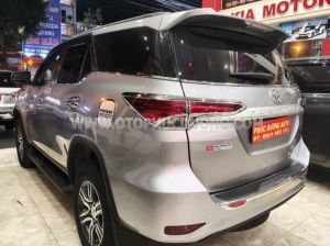 Xe Toyota Fortuner 2.4G 4x2 MT 2018