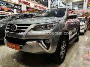 Xe Toyota Fortuner 2.4G 4x2 MT 2018