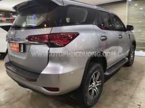 Xe Toyota Fortuner 2.4G 4x2 AT 2019