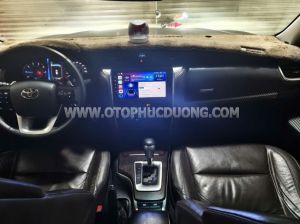 Xe Toyota Fortuner 2.4G 4x2 AT 2019