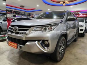 Xe Toyota Fortuner 2.4G 4x2 AT 2019