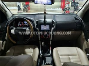 Xe Isuzu MU-X B7 1.9 4X2 MT 2021