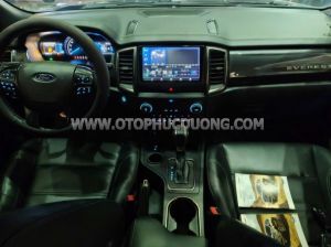 Xe Ford Everest Titanium 2.0L 4x2 AT 2019