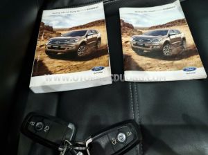 Xe Ford Everest Titanium 2.0L 4x2 AT 2019