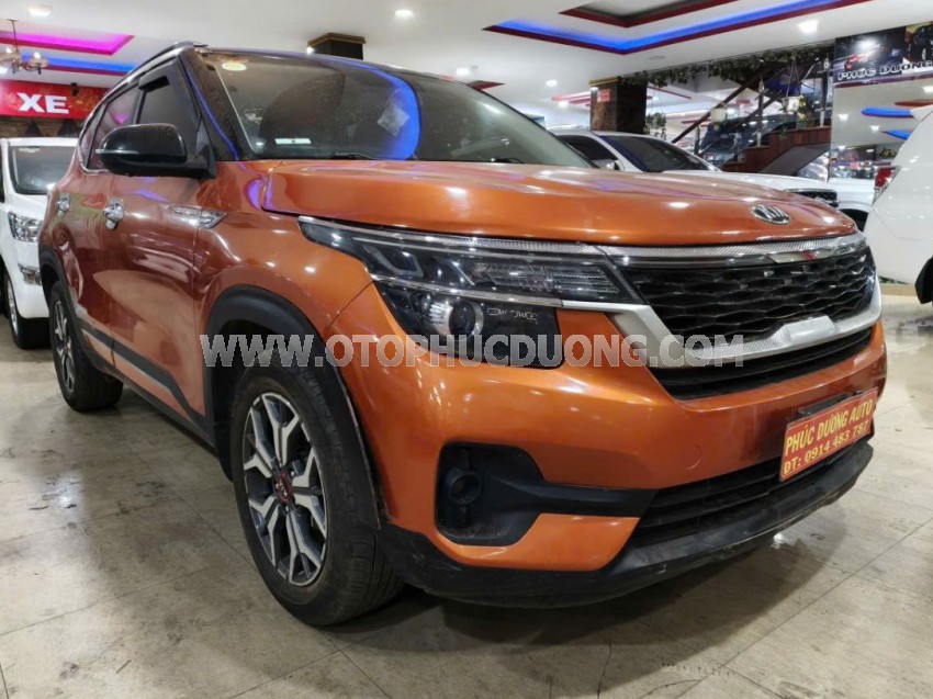 Kia Seltos Luxury 1.4 AT 2020