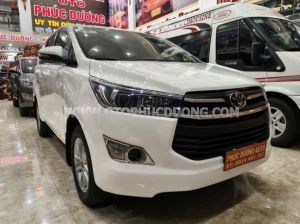 Toyota Innova 2.0E