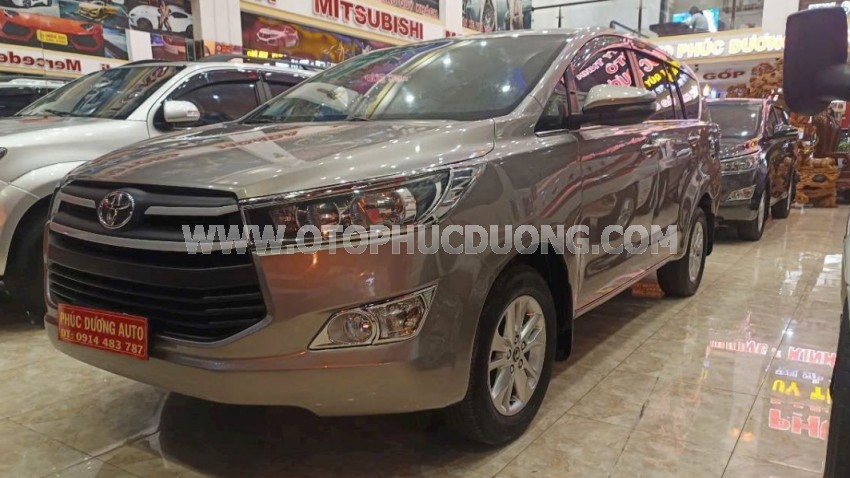 Toyota Innova 2.0E 2018