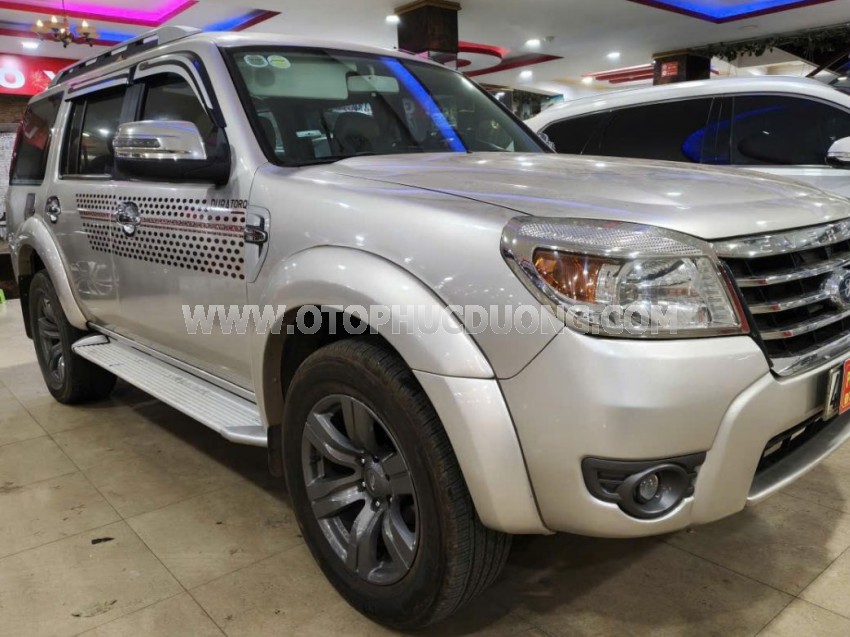 Ford Everest 2.5L 4x2 MT 2012