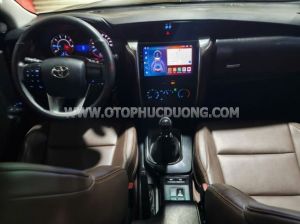 Xe Toyota Fortuner 2.4G 4x2 MT 2019