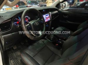 Xe Toyota Fortuner 2.4L 4x2 MT 2022