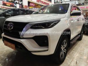 Xe Toyota Fortuner 2.4L 4x2 MT 2022