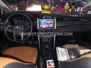 Xe Toyota Innova 2.0E 2019