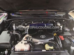 Xe Toyota Fortuner 2.4G 4x2 MT 2019