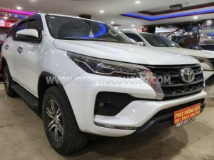 Toyota Fortuner 2.4L 4x2 AT