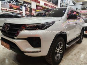 Xe Toyota Fortuner 2.4L 4x2 AT 2023