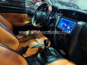 Xe Toyota Fortuner 2.4G 4x2 MT 2021