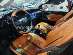 Xe Toyota Fortuner 2.4G 4x2 MT 2021