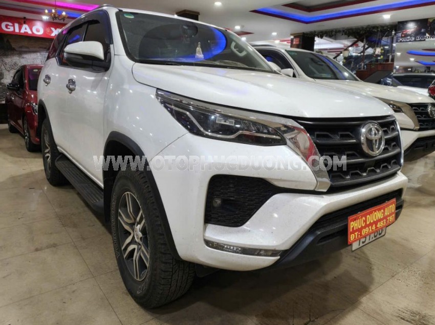 Toyota Fortuner 2.4L 4x2 AT 2022