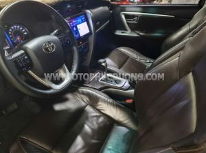 Xe Toyota Fortuner 2.4G 4x2 AT 2019