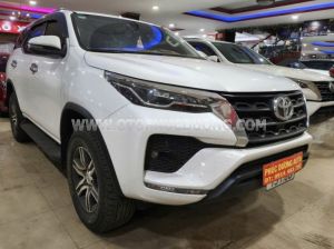 Toyota Fortuner 2.4L 4x2 AT