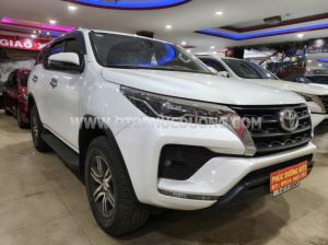 Toyota Fortuner 2.4L 4x2 AT