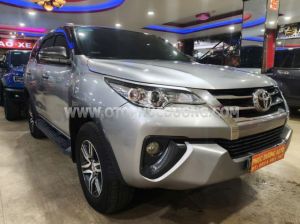 Toyota Fortuner 2.4G 4x2 MT