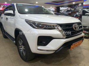 Xe Toyota Fortuner 2.4L 4x2 AT 2023